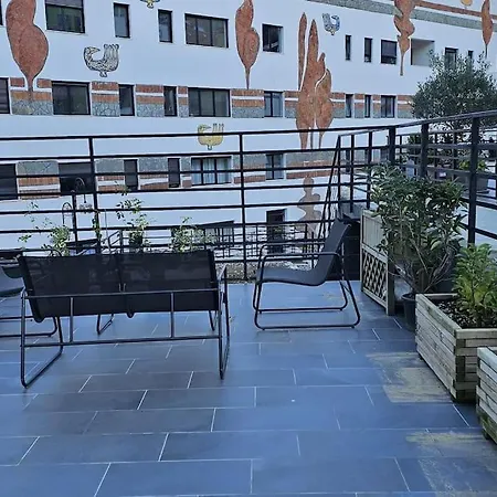 Apartament Deluxe Flat With Garden_tirana
